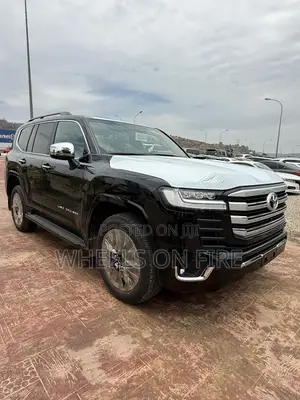 New Toyota Land Cruiser 2025 Black