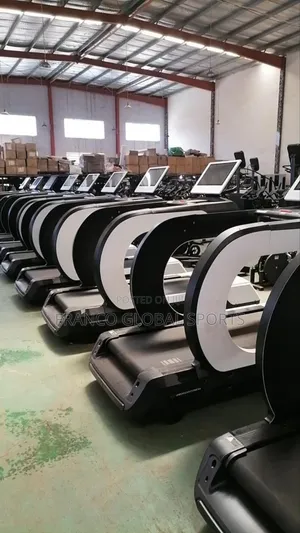Commercial-Grade Treadmill With Large LCD Screens Heavy-Duty Motors