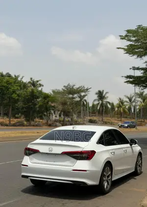 Honda Civic 2022 White