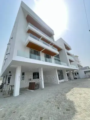 Mini Flat in Lekki Phase 1 for sale
