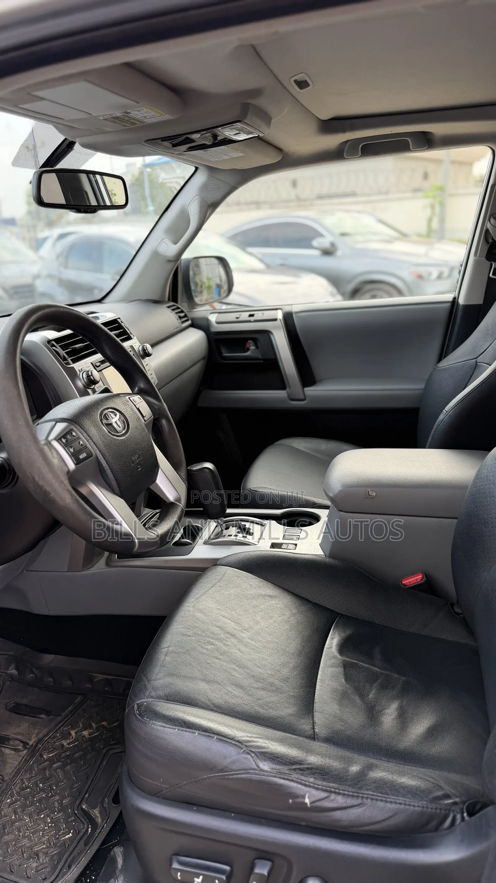 Toyota 4-Runner SR5 4X4 2013 Silver