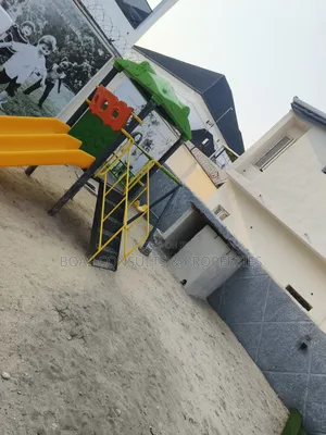 4bdrm Duplex in Ilaje / Lekki for rent