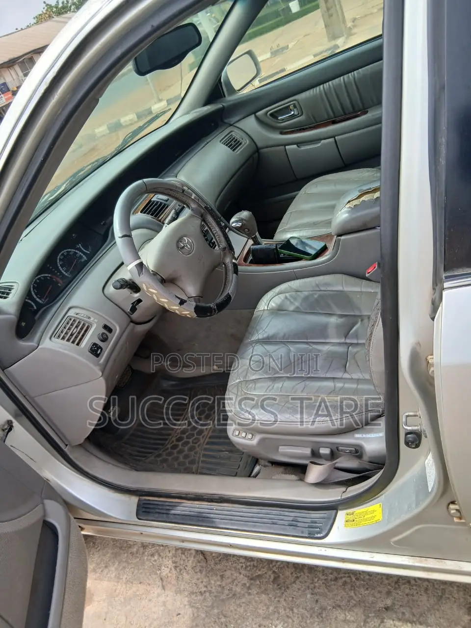 Toyota Avalon 2002 Silver