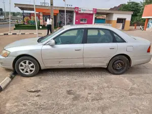 Toyota Avalon 2002 Silver