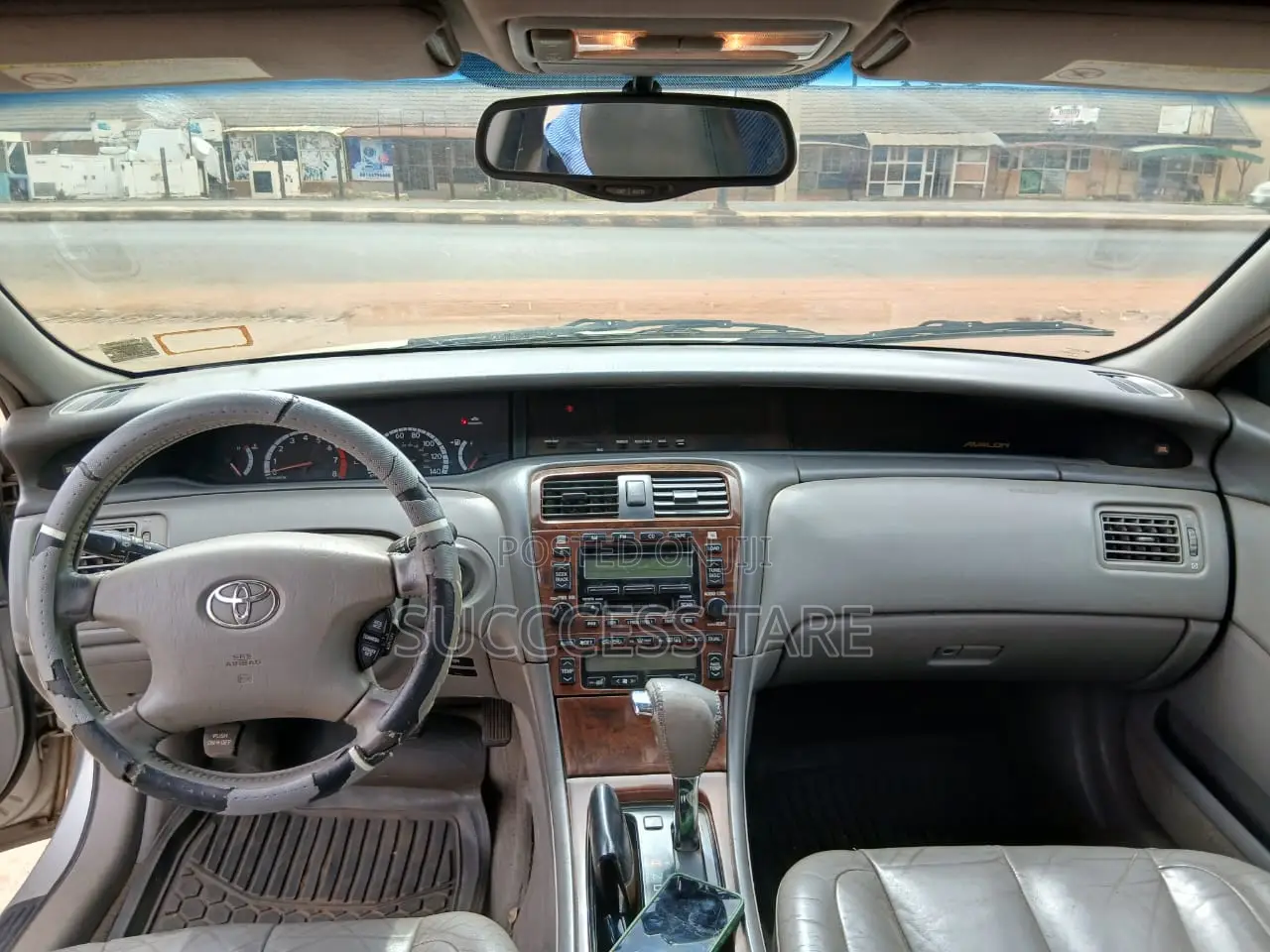 Toyota Avalon 2002 Silver