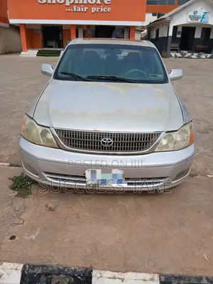 Toyota Avalon 2002 Silver