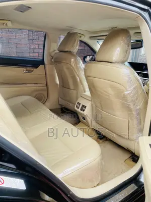 Lexus ES 2013 Black