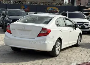 Honda Civic 2012 White