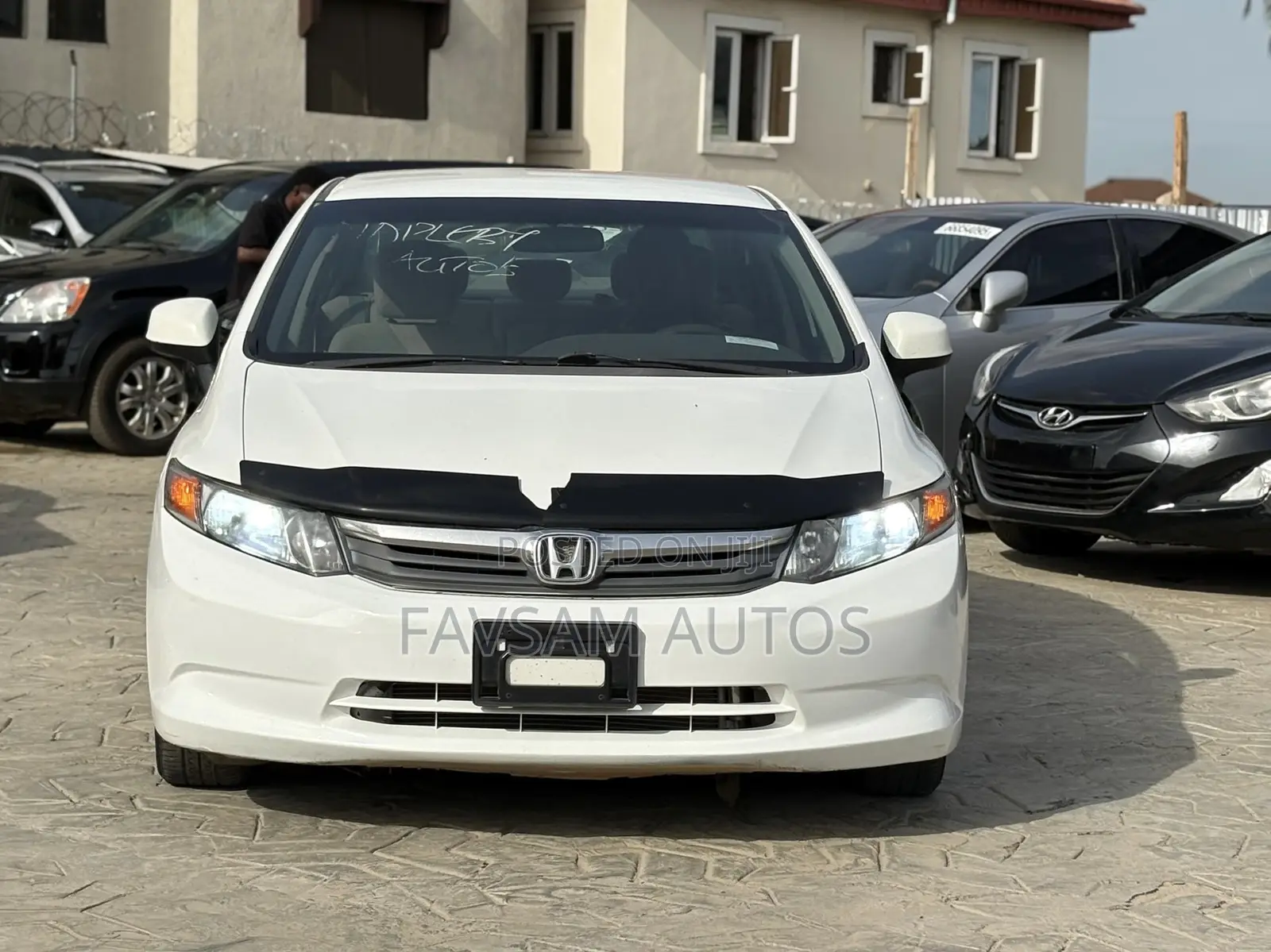 Honda Civic 2012 White