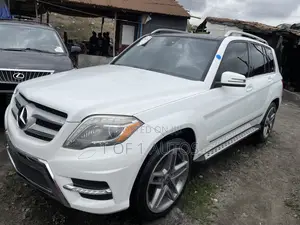 Mercedes-Benz GLK-Class 350 4MATIC 2014 White
