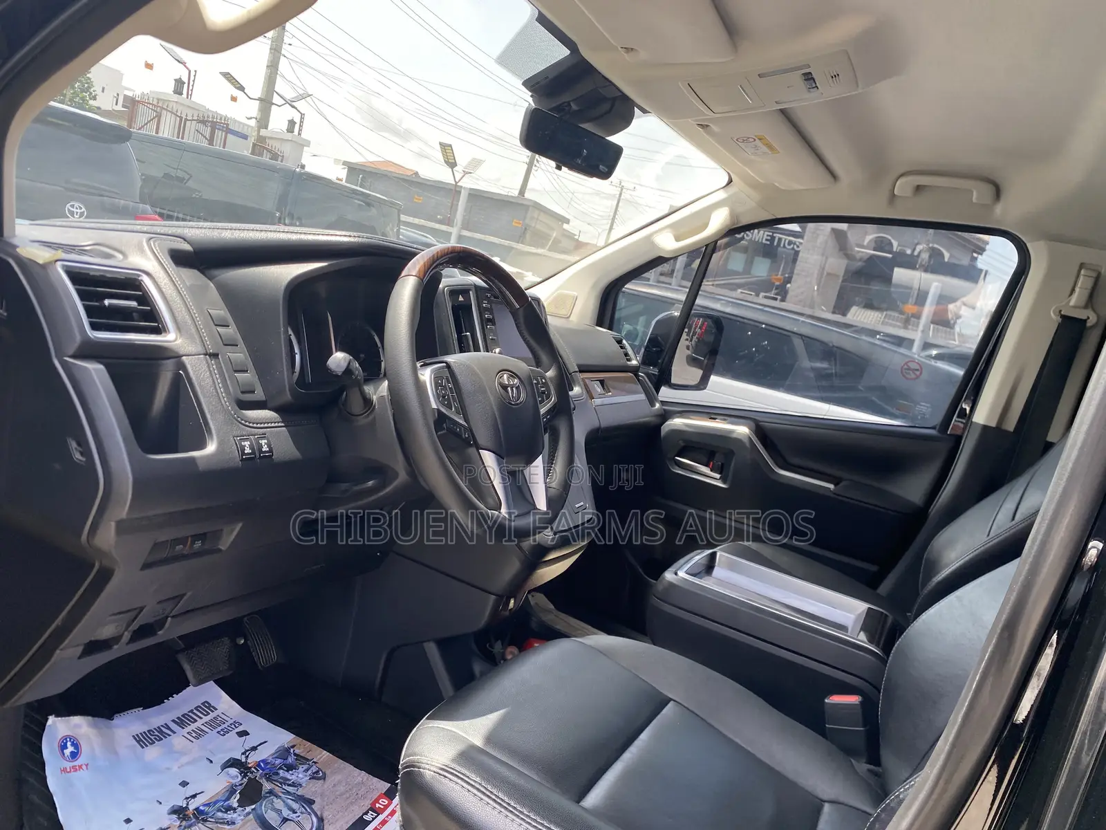 Toyota Granvia 2022 Black