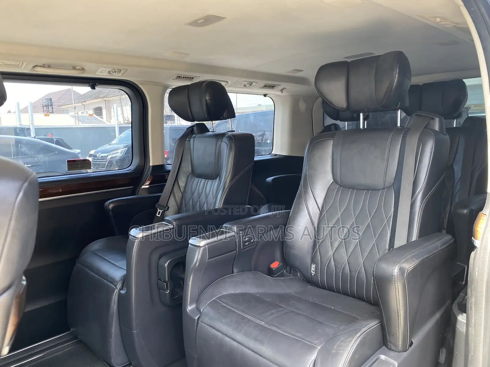 Toyota Granvia 2022 Black