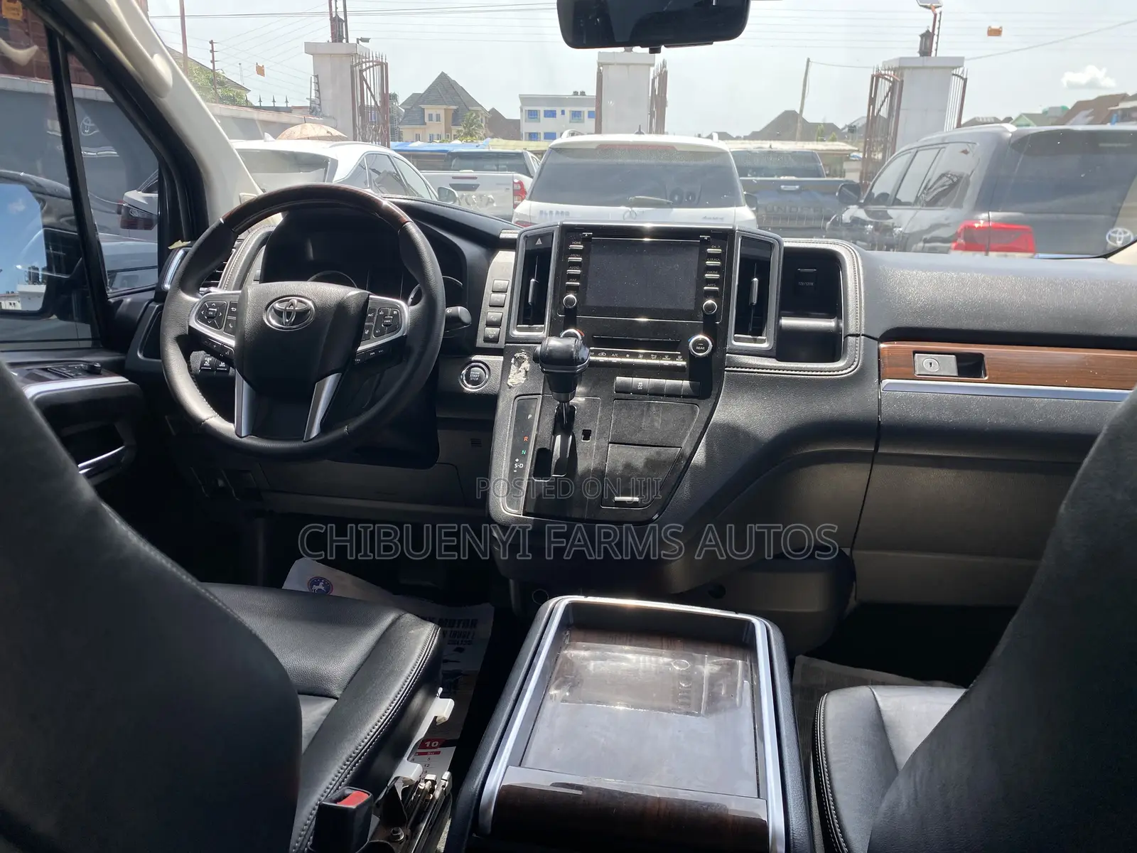 Toyota Granvia 2022 Black