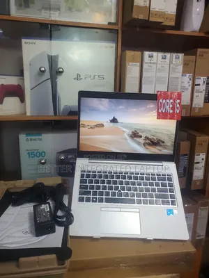 New Laptop HP EliteBook 830 12GB Intel Core 5 SSD 256GB