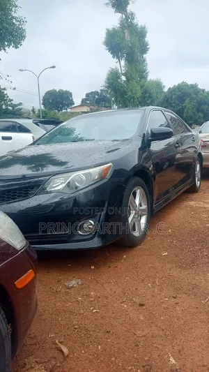 Toyota Camry L 4dr Sedan (2.5L 4cyl 6A) 2014 Gray