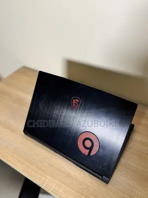 Laptop MSI GF63 8GB Intel Core i5 SSD 512GB