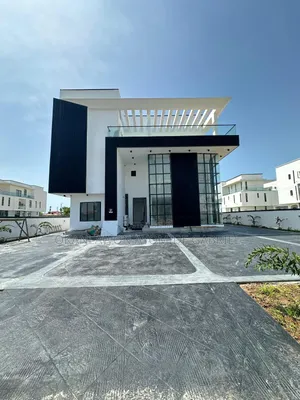 7bdrm Mansion in Ikate for sale