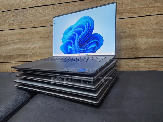 美品 DELL Precision 5550 Xeon/32GB/512GB Laptop Dell Precision 5550 32GB Intel Xeon SSD 512GB - Primetech