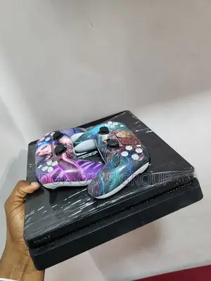 Unhacked Ps4 Slim With Fifa 21 Cd With 2 Working Pads!