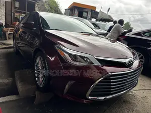 Toyota Avalon Limited FWD Sedan (3.6L 6cyl 6A) 2016 Red