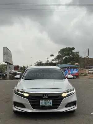 Honda Accord 2019 White