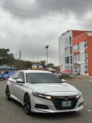 Honda Accord 2019 White