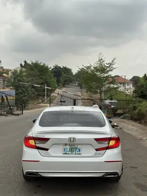 Honda Accord 2019 White