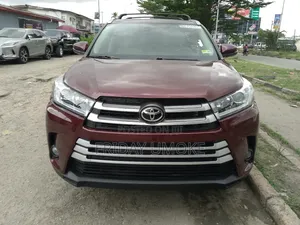 Toyota Highlander Limited 4dr SUV AWD (3.5L 6cyl 6A) 2015 Red