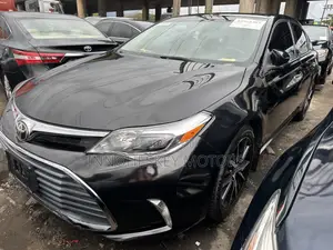 Toyota Avalon Limited 4dr Sedan (3.5L 6cyl 6A) 2015 Black