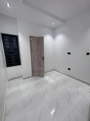 Studio Apartment in Western Estate, Ikota for rent