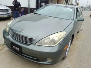 Lexus ES 2005 Green
