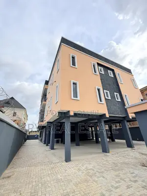 3bdrm Apartment in Gbagada for sale