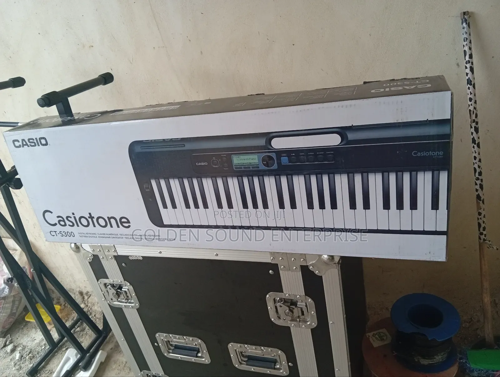 Casio Casiotone Ct-S300 Digital Keyboard