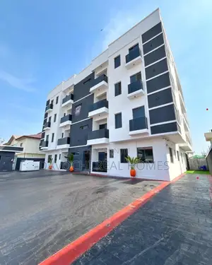 3bdrm Apartment in Lekki Phase 1 for rent