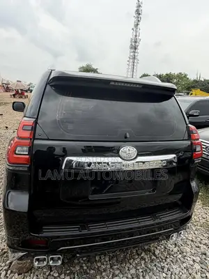 Toyota Land Cruiser Prado 2014 Black