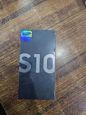 New Samsung Galaxy S10 128 GB Black