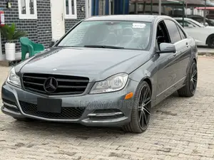 Mercedes-Benz C300 2012 Gray