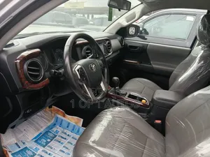 Toyota Tacoma 4dr Double Cab 2016 Silver