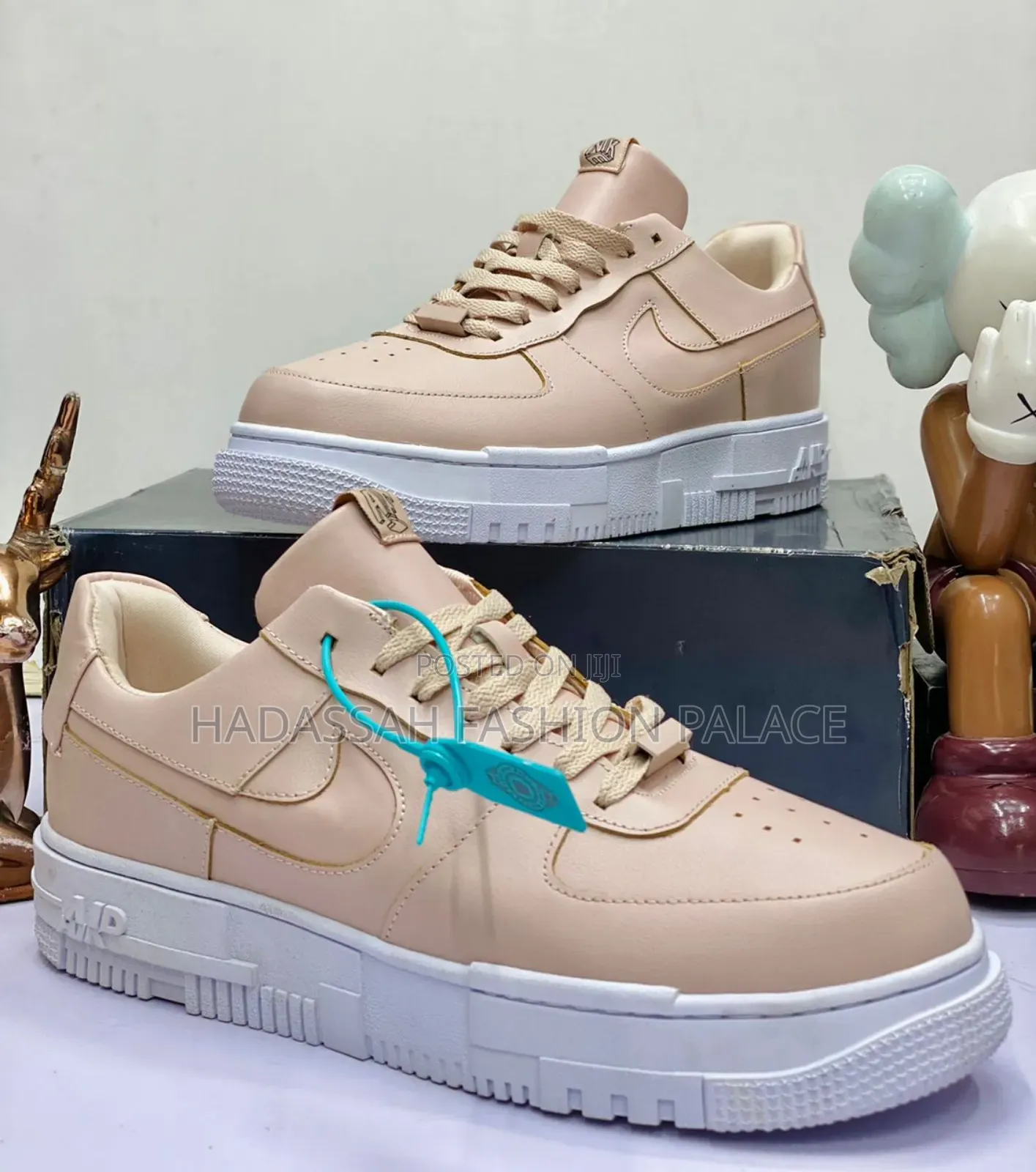 Nike Sneakers