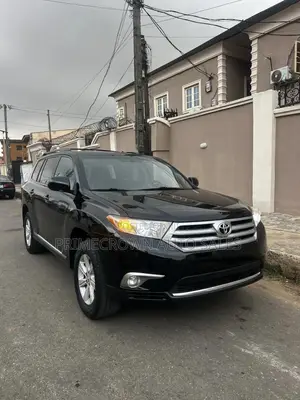 Toyota Highlander SE 3.5L 4WD 2013 Black