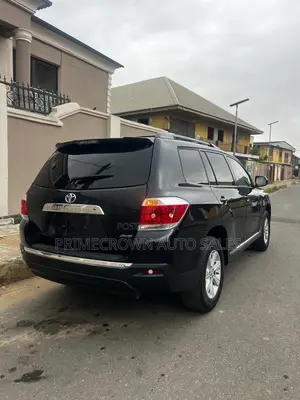 Toyota Highlander SE 3.5L 4WD 2013 Black