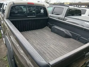 Toyota Tacoma Acces Cab 4x2 2.7L 4-Cyl. 5-Speed Manual 2013 Brown