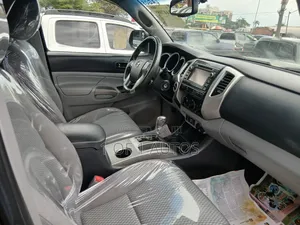 Toyota Tacoma Acces Cab 4x2 2.7L 4-Cyl. 5-Speed Manual 2013 Brown