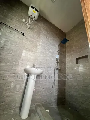 2bdrm Apartment in Gbagada for rent