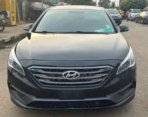 Hyundai Sonata Sport 2.0T Sedan FWD (2.0L 4cyl 6A) 2016 Black