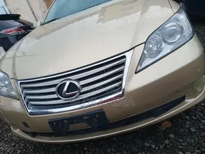 Lexus ES 350 2010 Gold