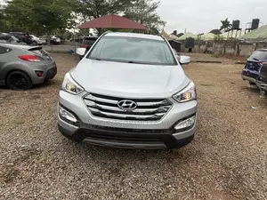 Hyundai Santa Fe GLS 4dr SUV AWD (3.3L 6cyl 6A) 2015 Silver
