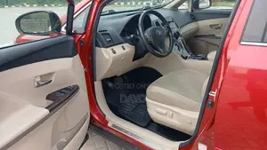 Toyota Venza V6 2010 Red