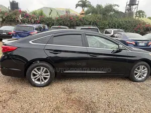Hyundai Sonata Sport 4dr Sedan (2.4L 4cyl 6A) 2015 Black