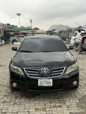 Toyota Camry 2.4 SE Automatic 2008 Black